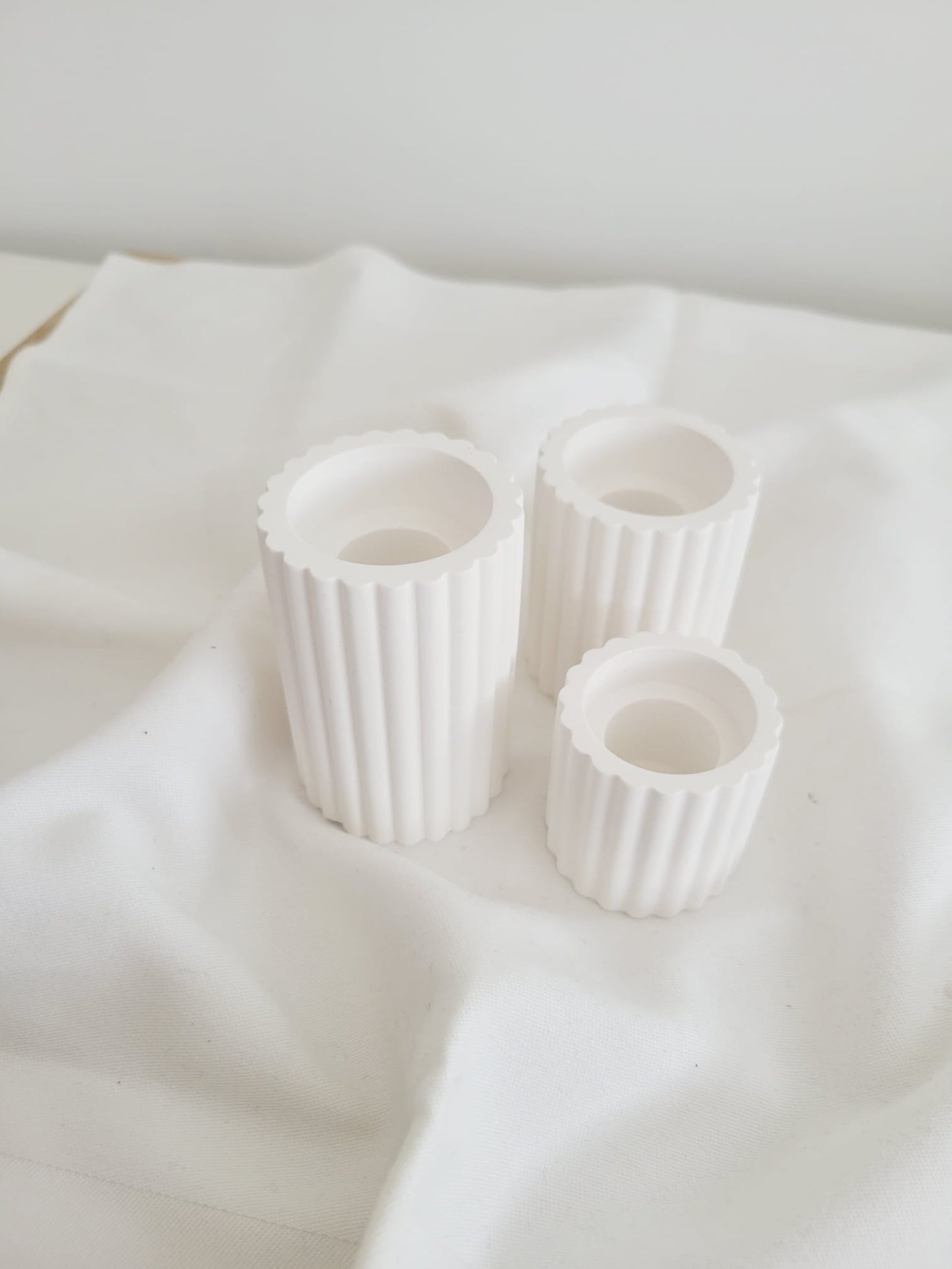 Kerzenständer 3er-Set, mit Rillenstruktur
