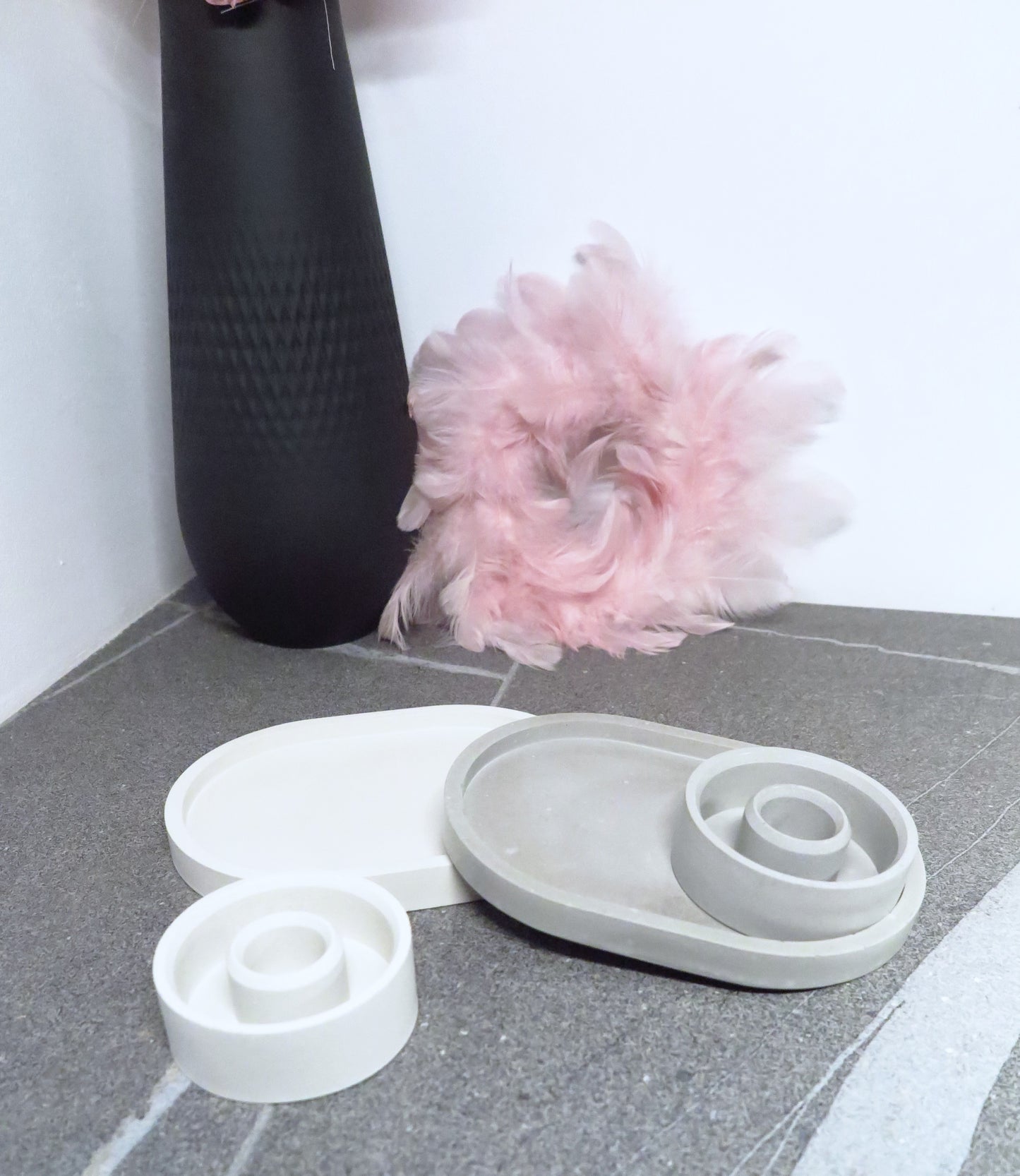 Elegantes Tablett- und Kerzenständer-Set